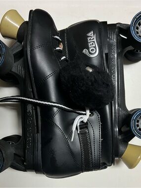 Cobra Black Men's Quad Roller Skates